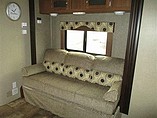 2016 Coachmen Freedom Express Photo #4