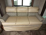 2016 Coachmen Freedom Express Photo #12