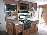 2016 Coachmen Freedom Express Photo #17
