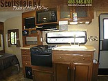 2016 Coachmen Freedom Express Photo #6