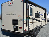 2016 Coachmen Freedom Express Photo #7