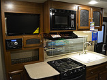 2016 Coachmen Freedom Express Photo #18