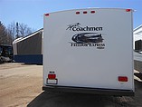 2012 Coachmen Freedom Express Photo #4