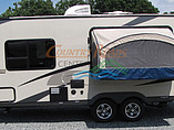 2015 Coachmen Freedom Express Photo #4