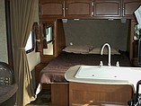 2016 Coachmen Freedom Express Photo #9