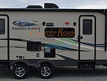 2015 Coachmen Freedom Express Photo #8