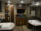 2015 Coachmen Freedom Express Photo #14