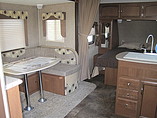 2015 Coachmen Freedom Express Photo #7