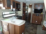 2016 Coachmen Freedom Express Photo #10