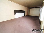 2016 Coachmen Freedom Express Photo #21