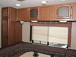 2015 Coachmen Freedom Express Photo #6