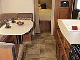 2015 Coachmen Freedom Express Photo #10