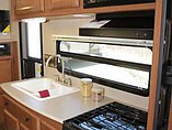 2015 Coachmen Freedom Express Photo #11