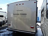 2015 Coachmen Freedom Express Photo #7