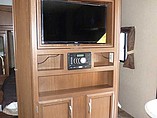 2015 Coachmen Freedom Express Photo #29