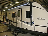 2015 Coachmen Freedom Express Photo #4