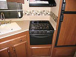 2015 Coachmen Freedom Express Photo #11