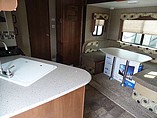 2016 Coachmen Freedom Express Photo #9