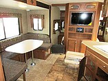 2016 Coachmen Freedom Express Photo #10