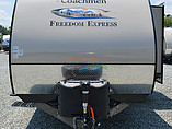 2016 Coachmen Freedom Express Photo #3