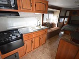 2011 Coachmen Freedom Express Photo #6