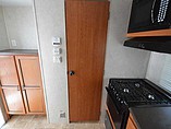 2011 Coachmen Freedom Express Photo #10