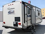 2013 Coachmen Freedom Express Photo #5