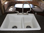 2013 Coachmen Freedom Express Photo #11