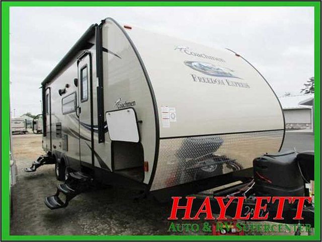 2015 Coachmen Freedom Express Photo