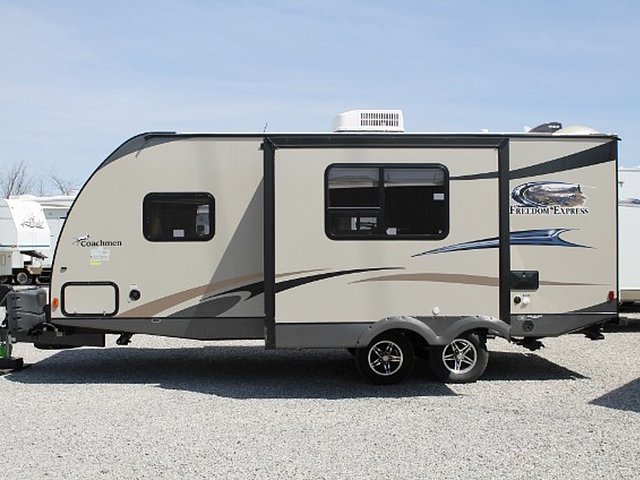 2013 Coachmen Freedom Express Photo