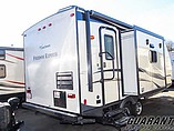 2015 Coachmen Freedom Express Photo #19