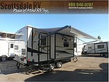 2015 Coachmen Freedom Express Photo #9