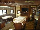2015 Coachmen Freedom Express Photo #18