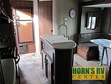 2015 Coachmen Freedom Express Photo #17