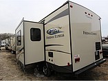 2015 Coachmen Freedom Express Photo #9
