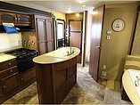 2015 Coachmen Freedom Express Photo #11