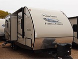 2015 Coachmen Freedom Express Photo #8