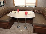 2015 Coachmen Freedom Express Photo #8
