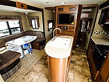2016 Coachmen Freedom Express Photo #5