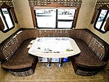 2016 Coachmen Freedom Express Photo #6