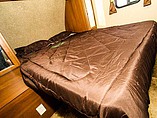 2016 Coachmen Freedom Express Photo #13