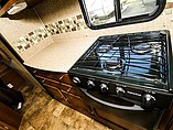 2016 Coachmen Freedom Express Photo #15