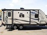 2016 Coachmen Freedom Express Photo #19