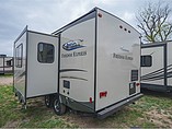 2016 Coachmen Freedom Express Photo #6