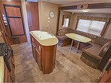 2016 Coachmen Freedom Express Photo #12
