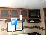 2015 Coachmen Freedom Express Photo #11