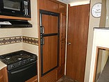 2015 Coachmen Freedom Express Photo #12