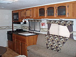 2010 Coachmen Freedom Express Photo #6