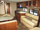 2015 Coachmen Freedom Express Photo #8