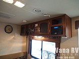 2013 Coachmen Freedom Express Photo #18